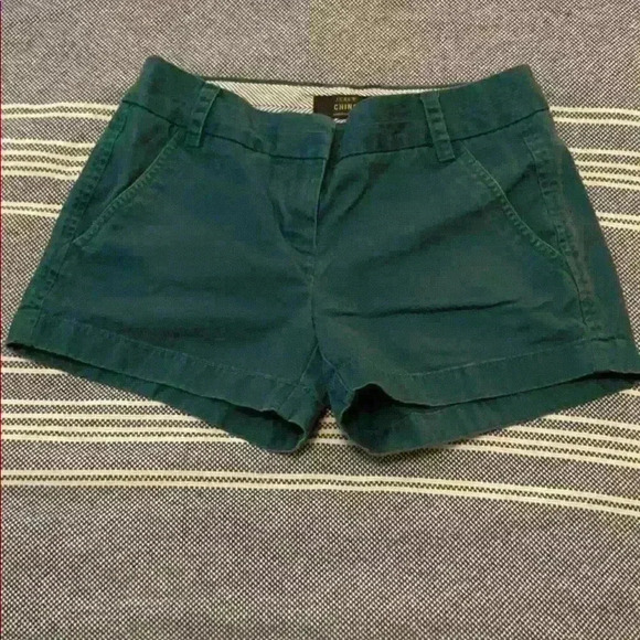 J.Crew chino shorts - Picture 1 of 3